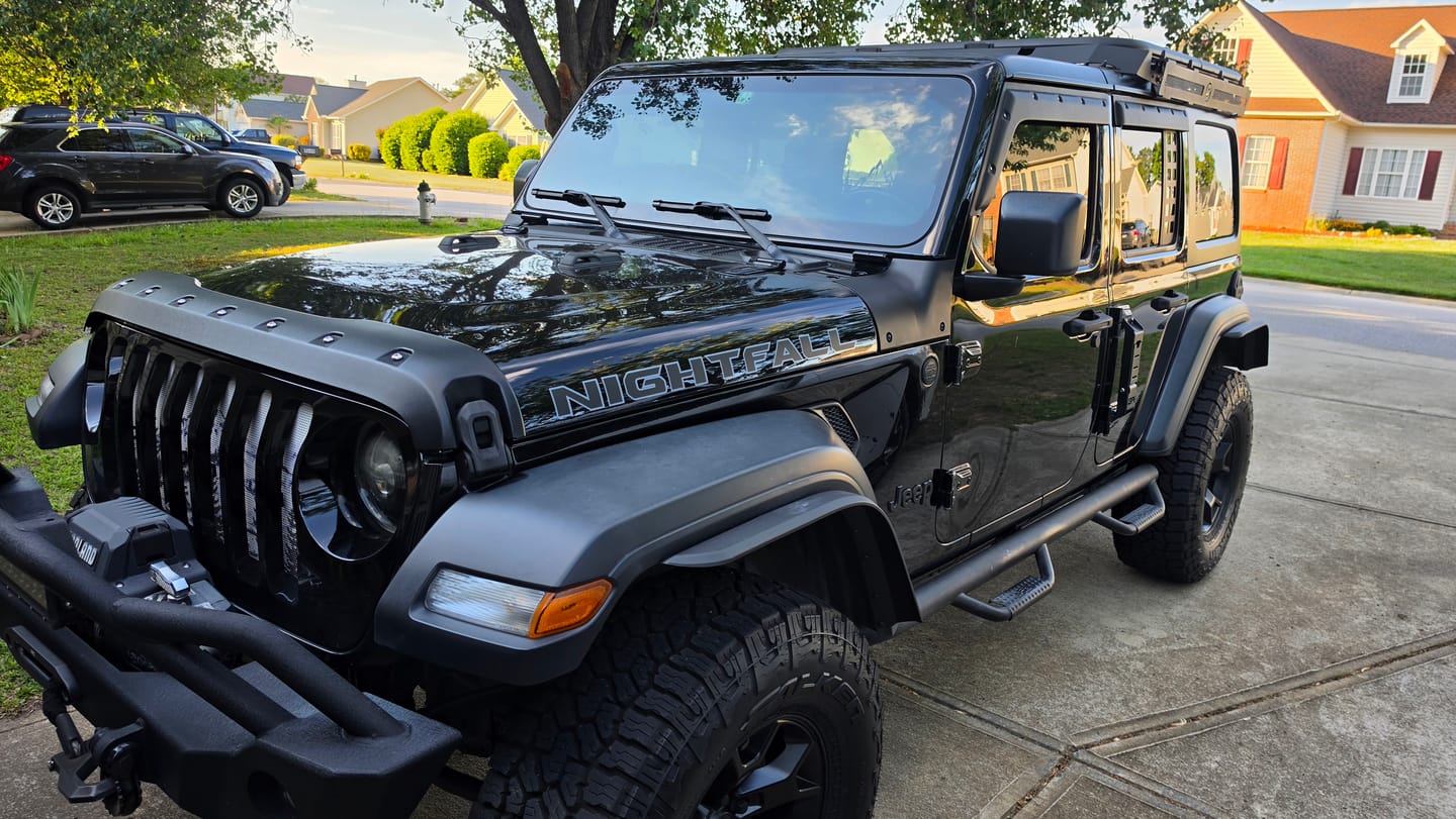 Customer photo review of Premium Hood Lettering | Set of 2