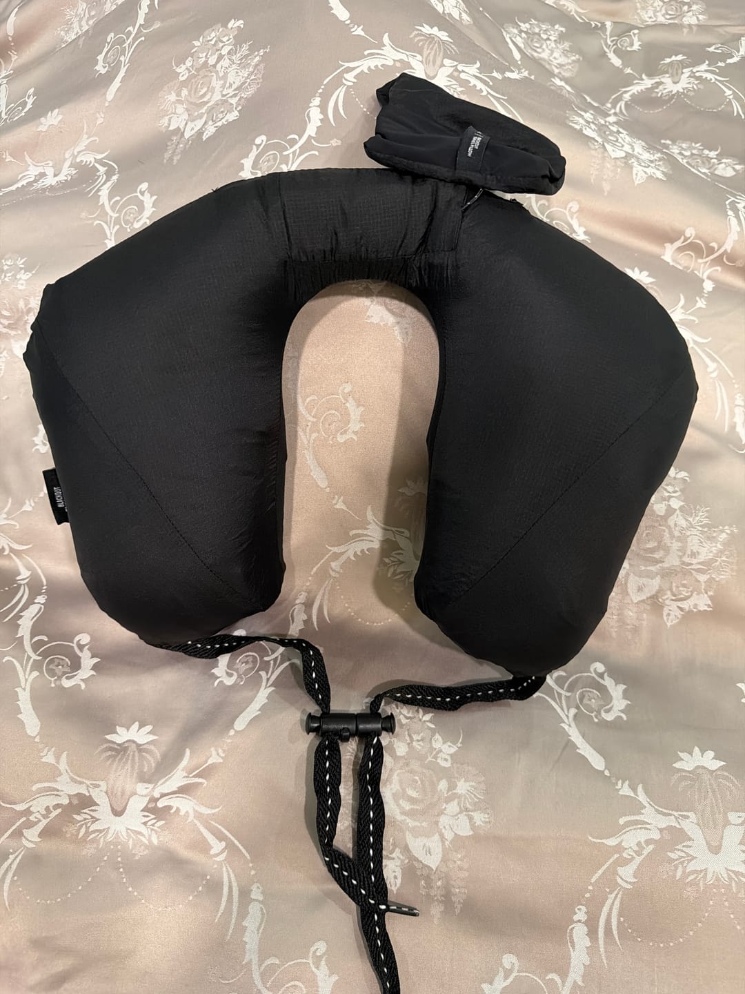 Customer photo review of Blackout Travel Pillow