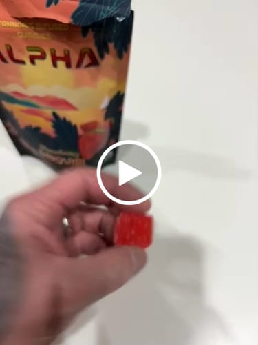 Customer video review of THC Gummies Strawberry Daiquiri 3600mg THC Blend 30 Pack
