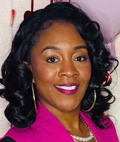 Customer photo review of Outre Quick Weave Half Wig - LUCETTE