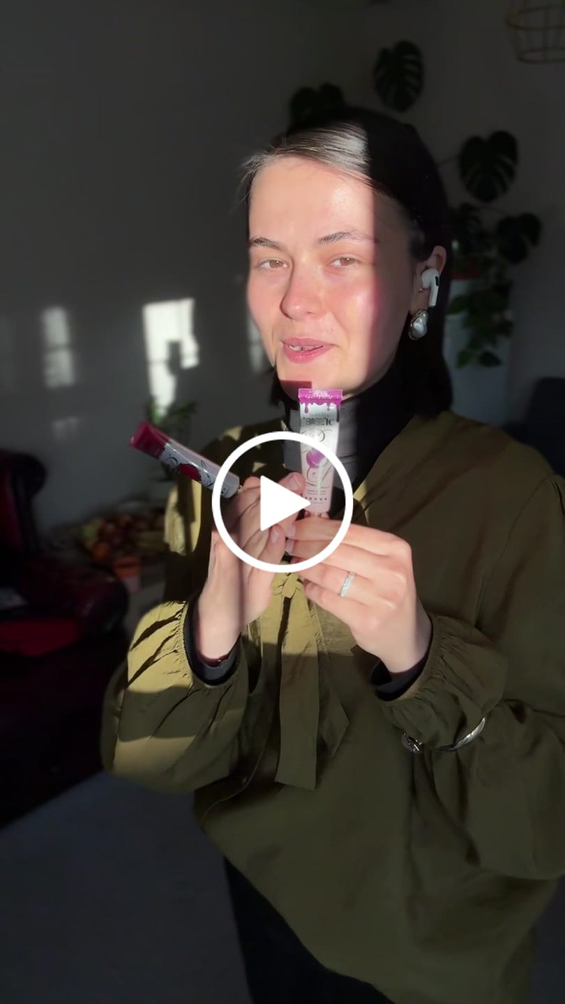 Customer video review of Coloured Base