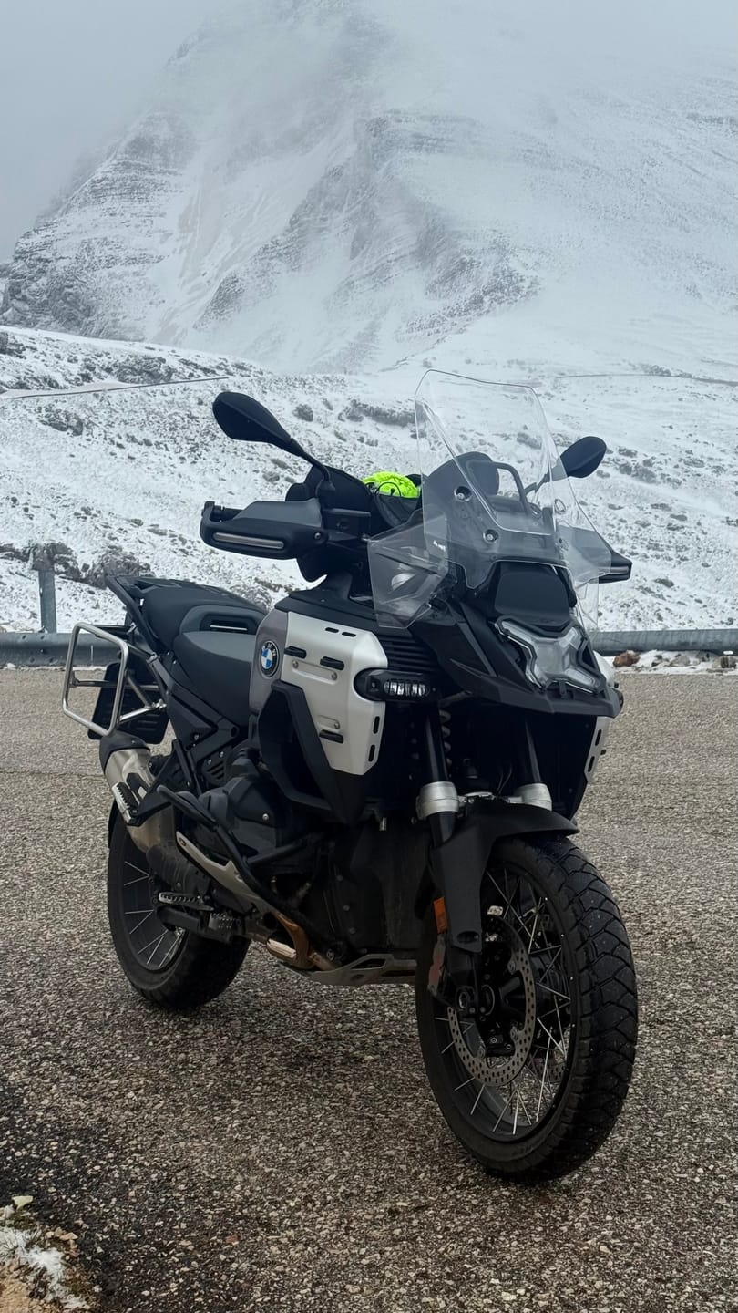 Customer photo review of Headlight Guard Kit for BMW R1300GS / R1300GS Adventure