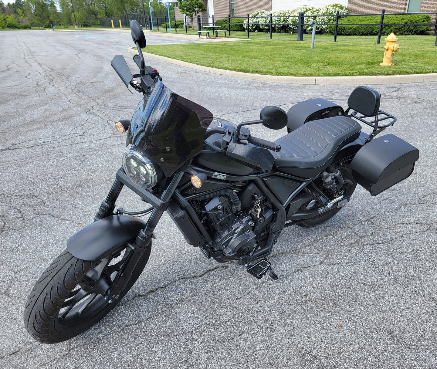 Customer photo review of 28L - Panzer Medium Quick Mount Honda Rebel 1100 Leather Saddlebags