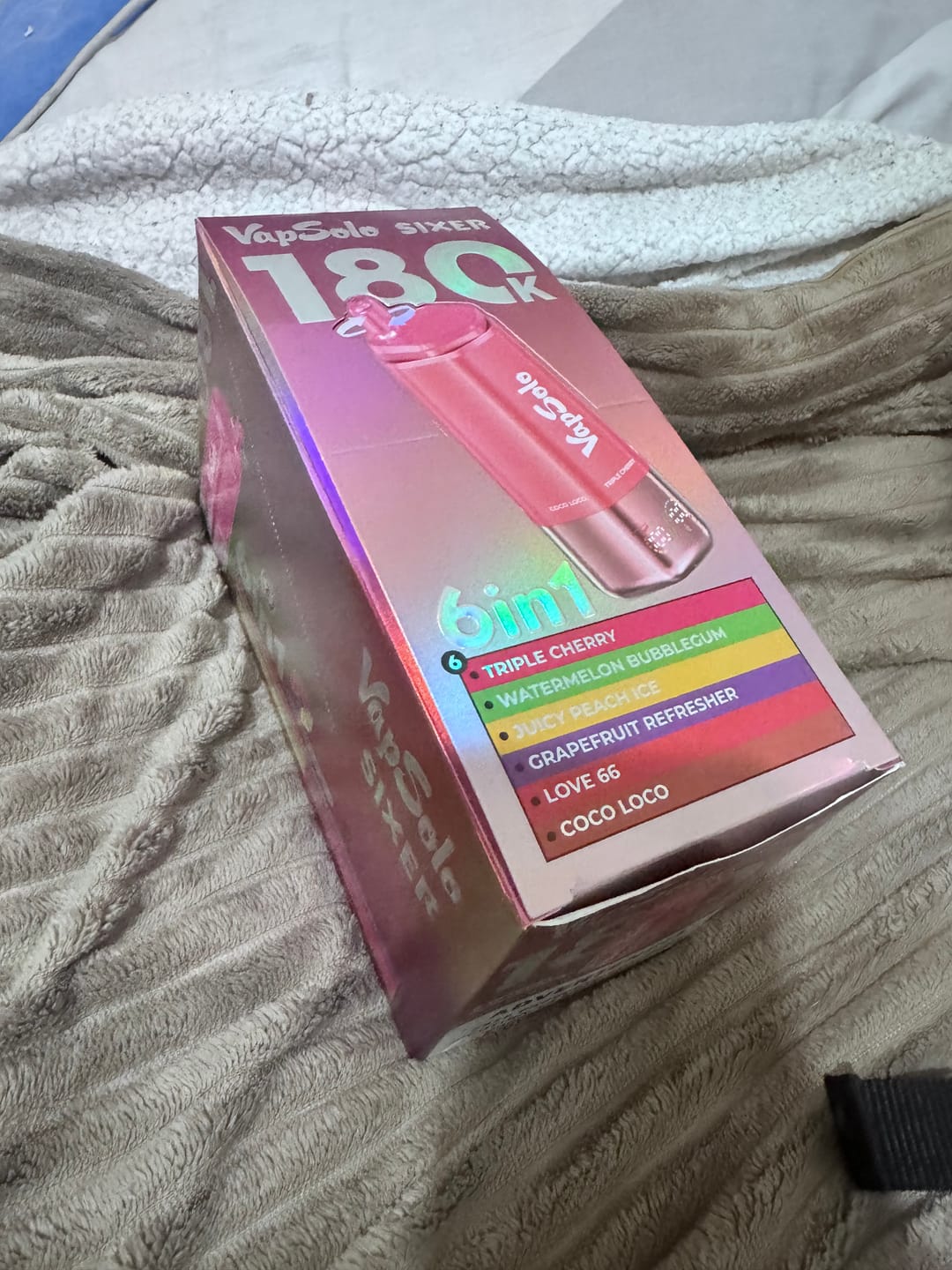 Customer photo review of VAPSOLO SIXER 180k | 6 sabores en 1
