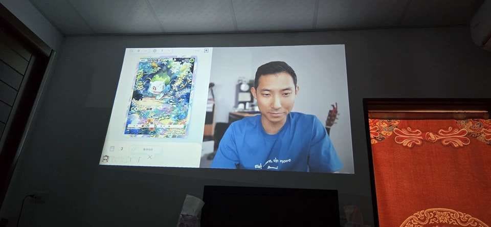 Customer photo review of Zoomly® Pro Elite 4K Smart Projector