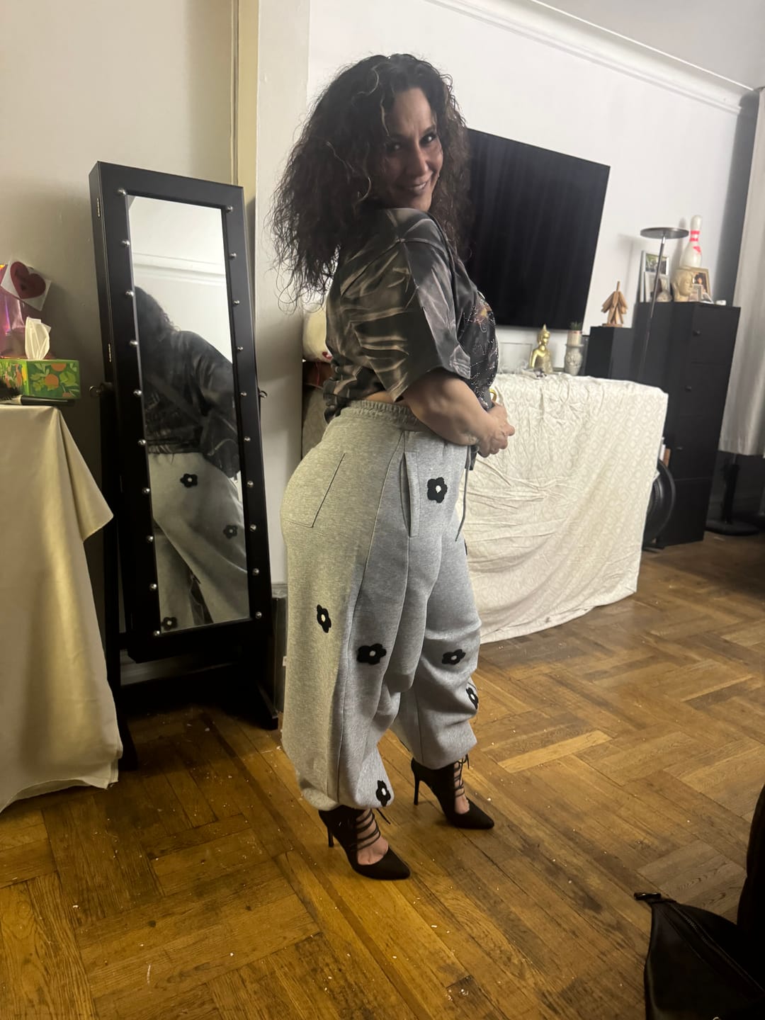 Customer photo review of Aelfric Eden Floral Embroidery Baggy Barrel Sweatpants