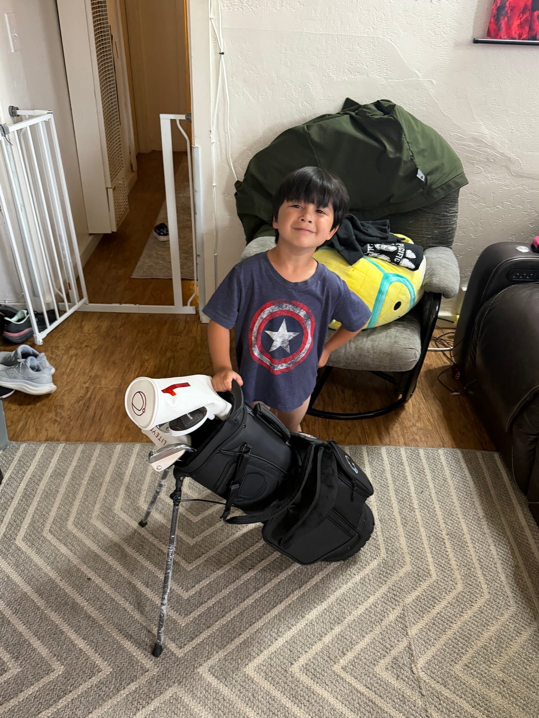 Customer photo review of ECLIPSE - Kids Golf 5 Club & Bag Set - Ages 5-7