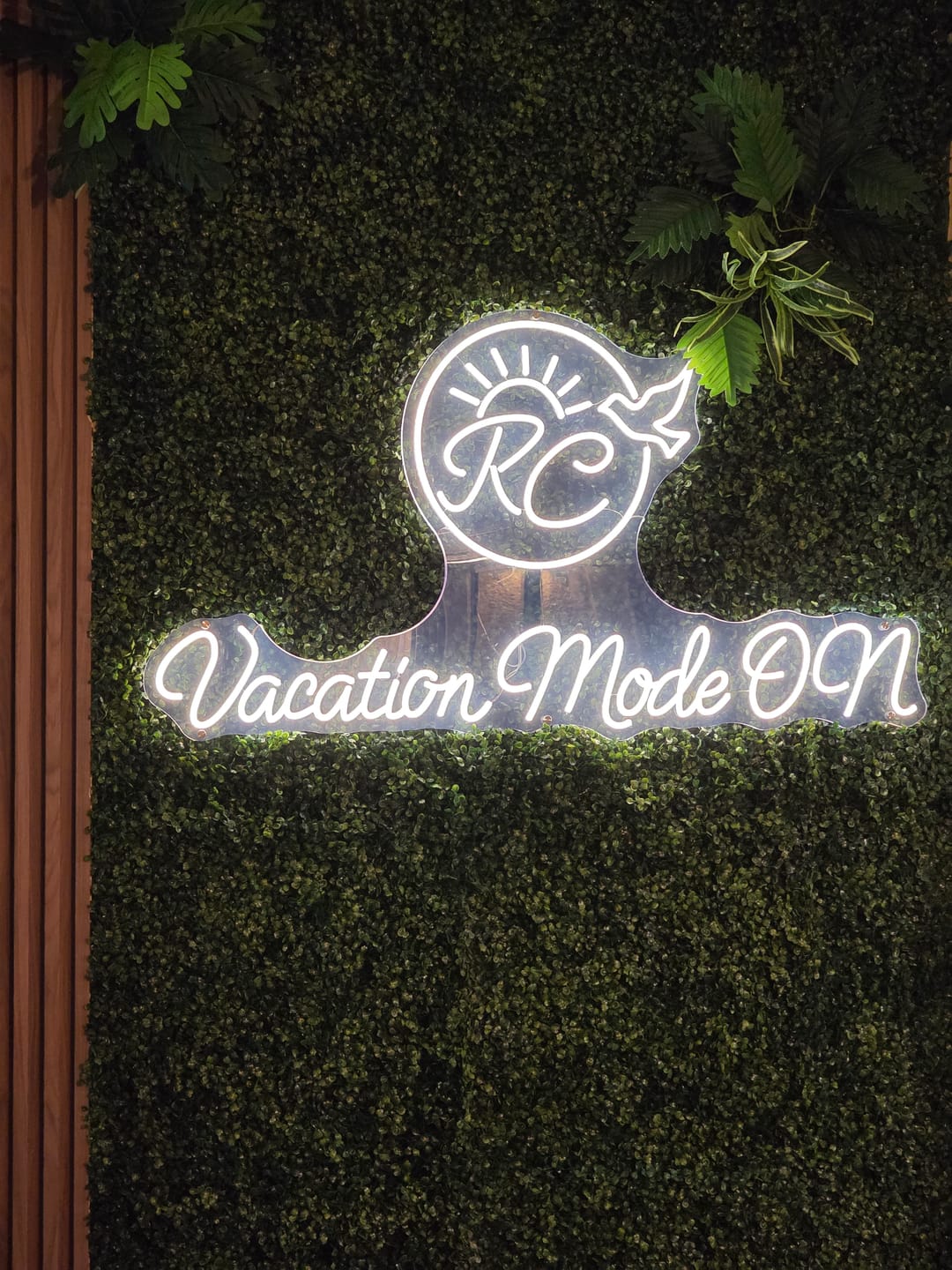 Customer photo review of Custom Neon Logo 010427026- D