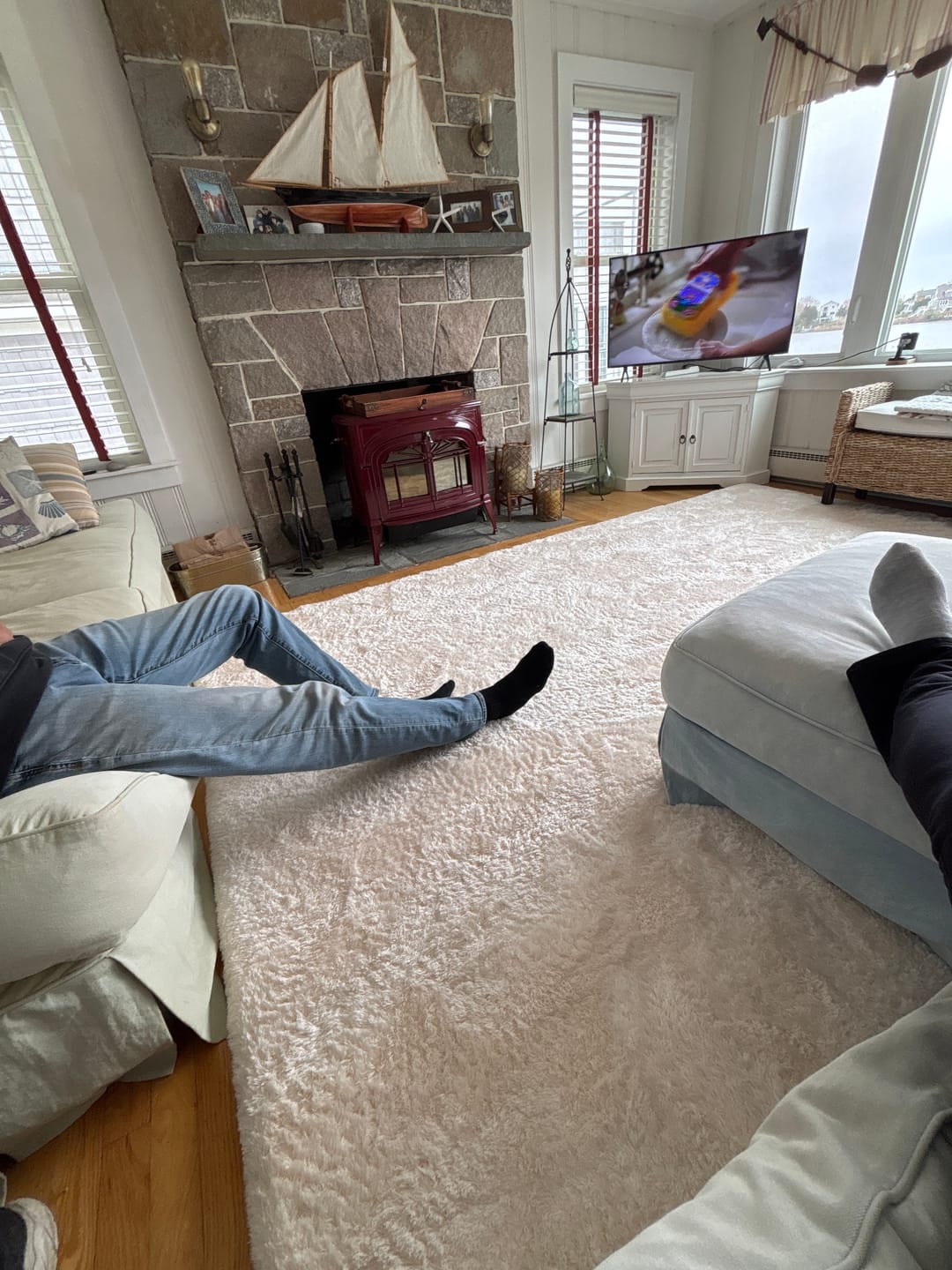 Customer photo review of Deluxe Shaggy Relax Mat - 1.4" Thick Foam Base