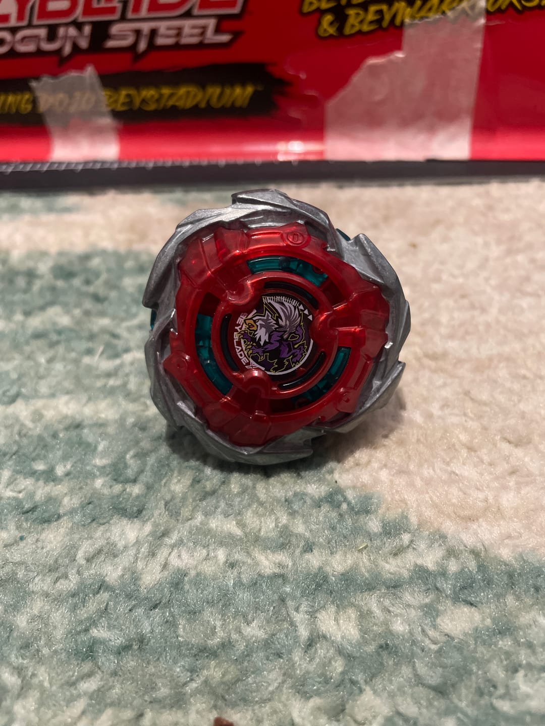 Customer photo review of [Pre-Order] Takara Tomy Beyblade X UX-19 BulletGriffon H