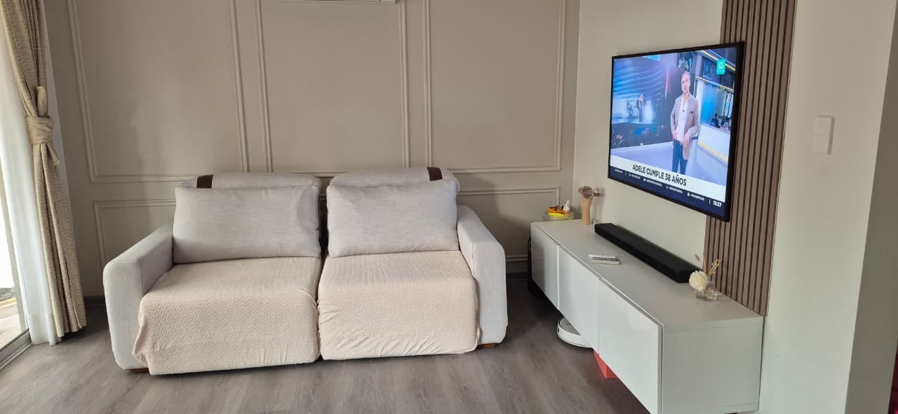 Customer photo review of Funda Mágica Sofá —  Renueva tu sofá en 2 minutos