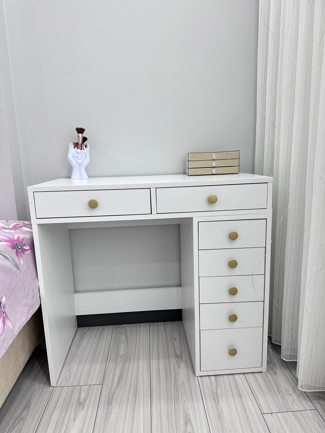 Customer photo review of Rani BJ108 Makyaj Tuvalet Masası 7 Çekmeceli Takı Düzenleyici Beyaz
