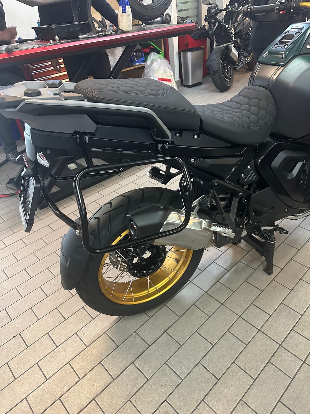 Customer photo review of MotoRacks – Motorcycle Luggage Pannier Racks