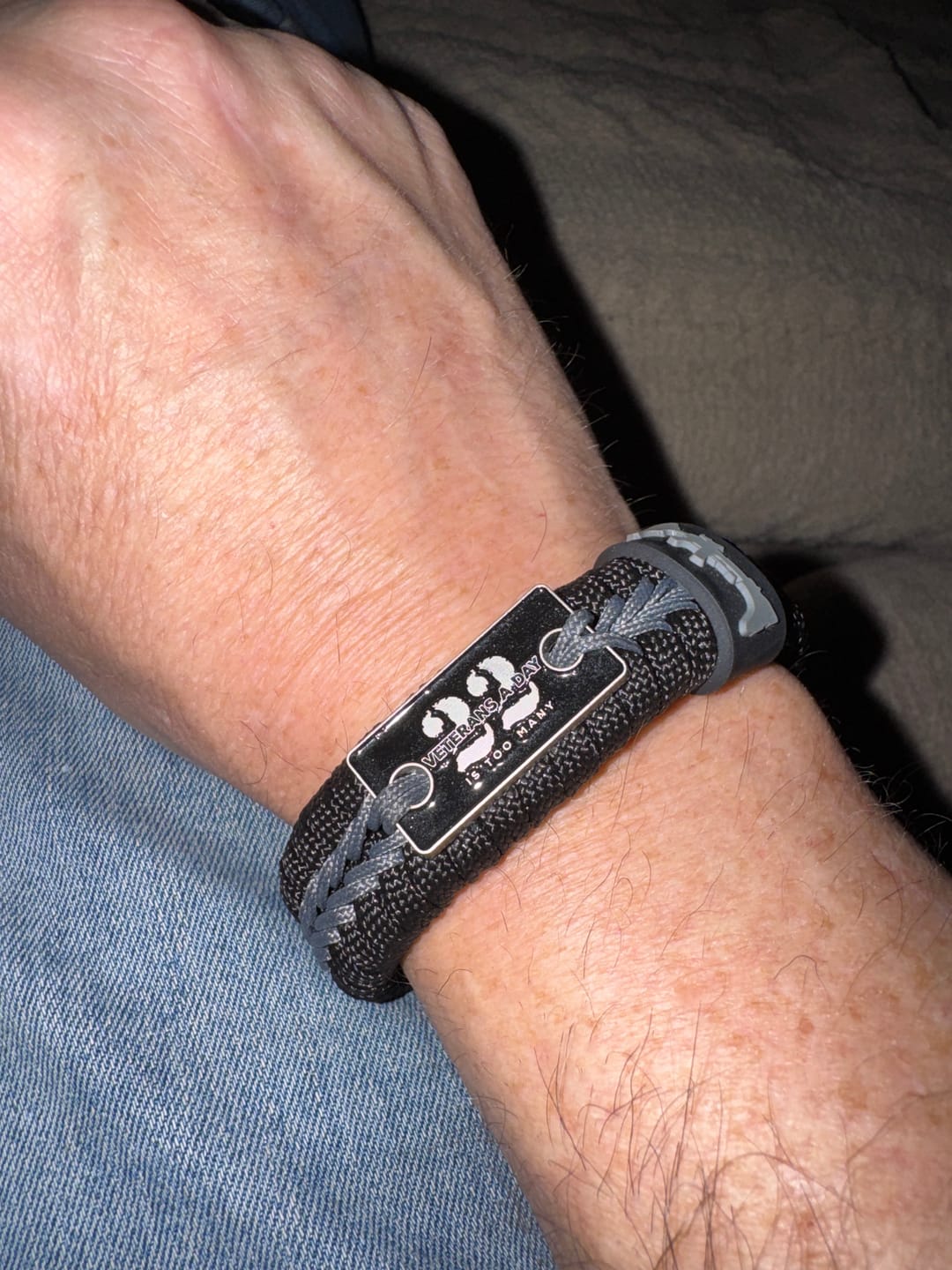 Customer photo review of 22 A Day - Paracord Bracelet