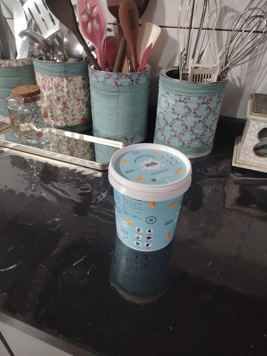 Customer photo review of Leite Vegetal NutzMilk  6,5L - Concentrado de Castanha de Caju