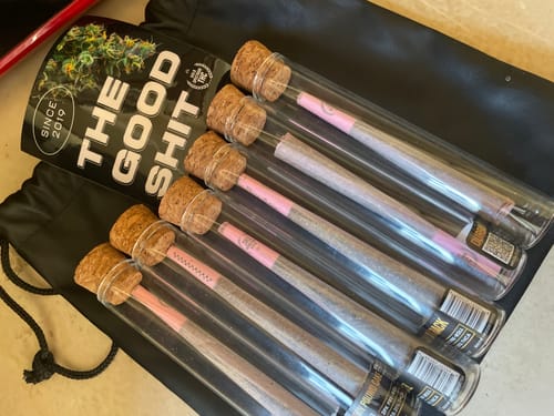 Customer photo review of 2-Pack THCA Prerolls