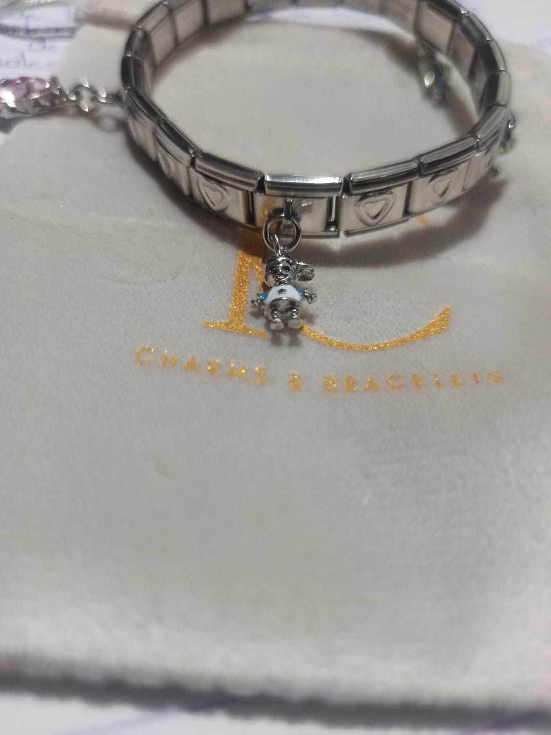 Customer photo review of Charm Niño