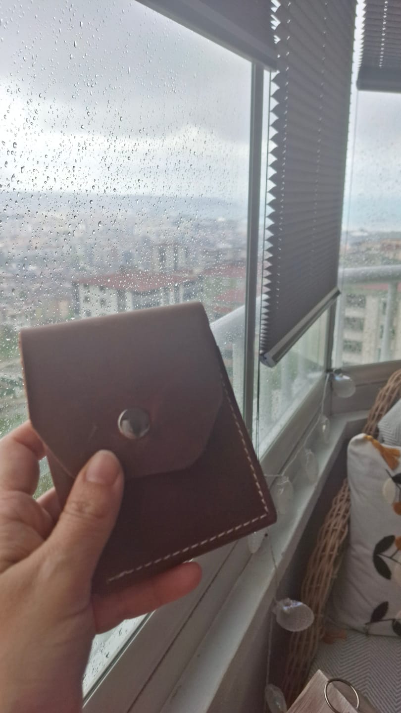 Customer photo review of Arvenzo - El Yapımı Hakiki Deri Erkek Cüzdanı