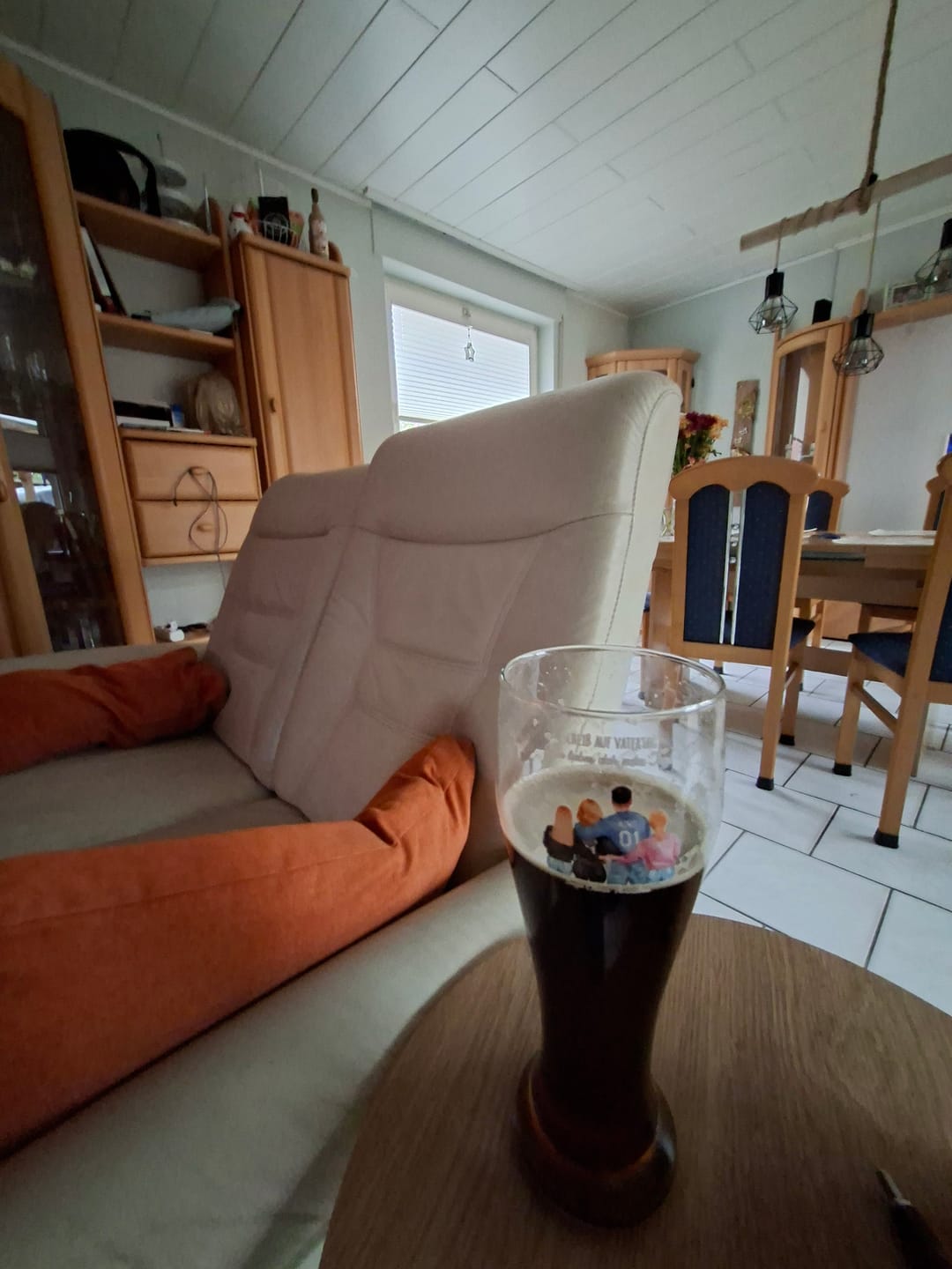 Customer photo review of Jeden Tag – Personalisiertes Bierglas für Papa zum Vatertag