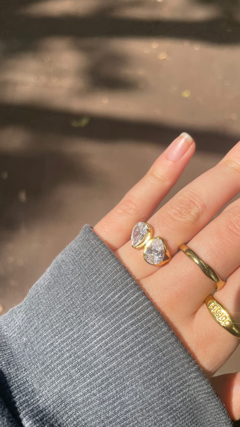 Customer photo review of Anillo Anabelle
