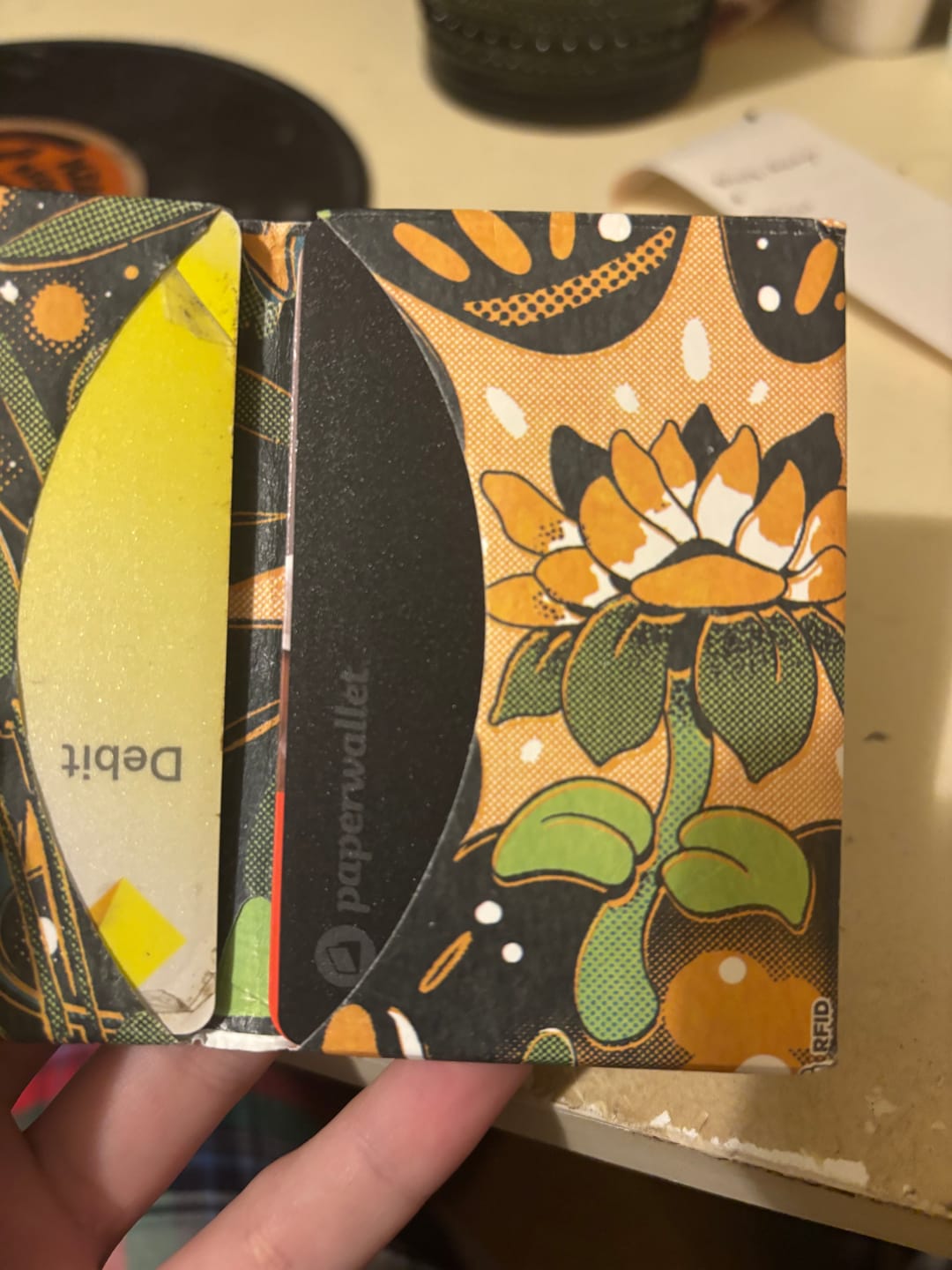 Customer photo review of Wallet Finder Card (Apple)