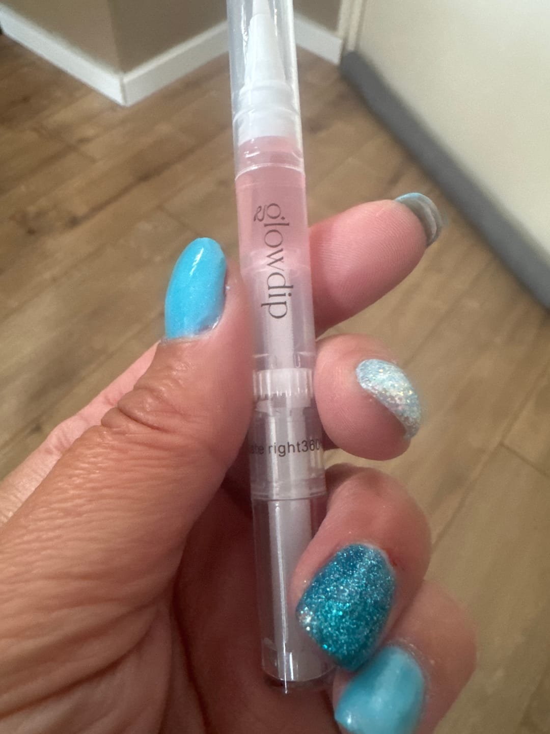 Customer photo review of Nagelriemolie Pennen – Geuren Set (5 stuks)