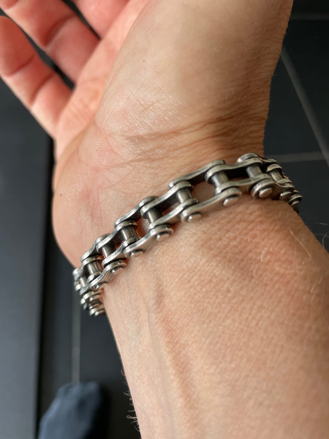 Customer photo review of Cycolinks Classic 925 Sterling Silver Bike Chain Bracelet 10mm