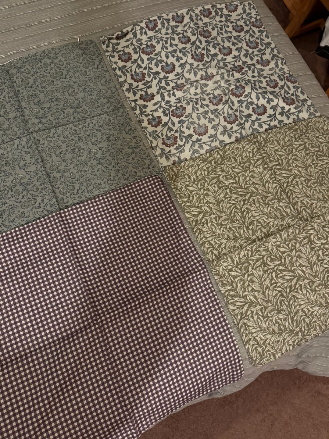 Customer photo review of Hayes 4-Pack - 18" | 22"