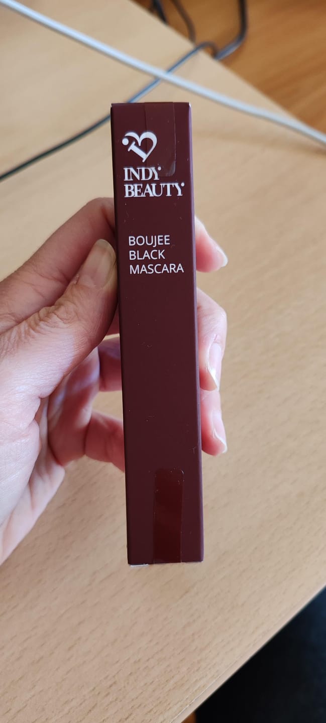 Customer photo review of All-In-One maskara Boujee Black