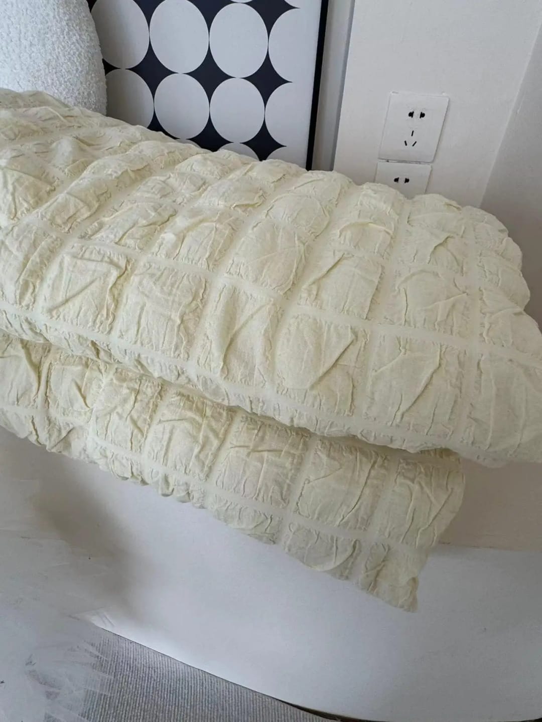 Customer photo review of Cool Seersucker Summer Quilt Duvet Cover Set