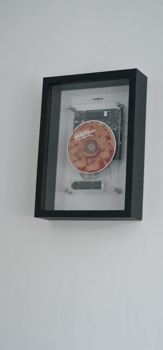 Customer photo review of M1 Music Frame CD Player