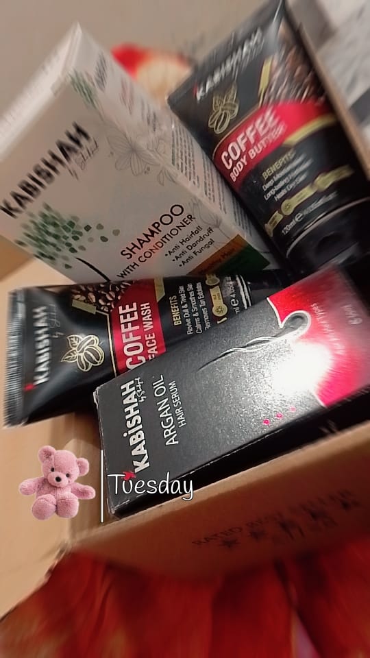 Customer photo review of Hair Care Bundle: Argan Oil Hair Serum + Shampoo
