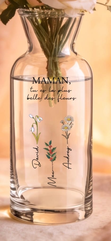 Customer photo review of Toujours en fleur – Vase personnalisé en verre avec fleurs et prénoms pour parents et grands-parents