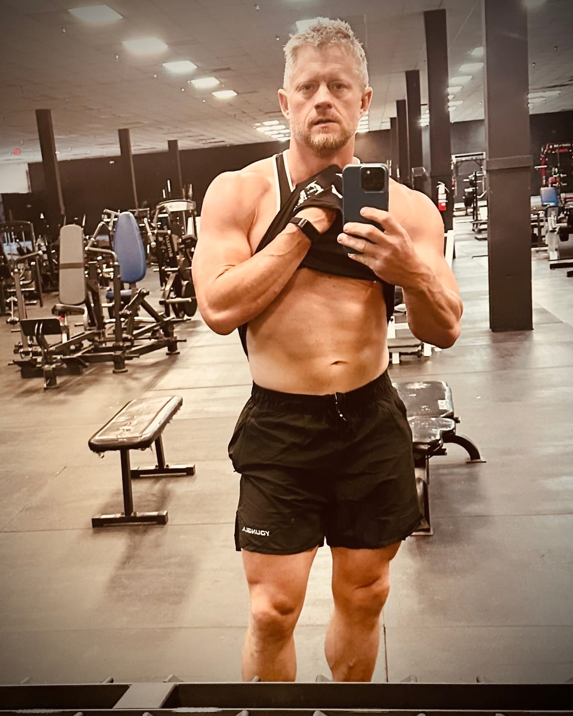 Customer photo review of 1028 - Weightless Shorts