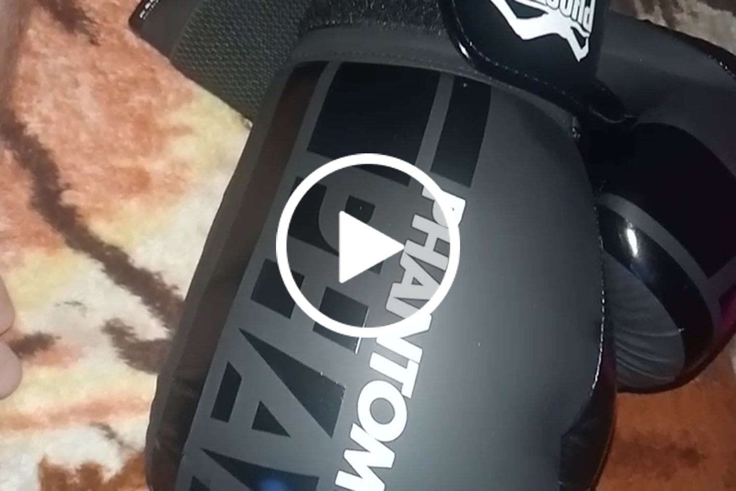 Customer video review of Breloc Cadou