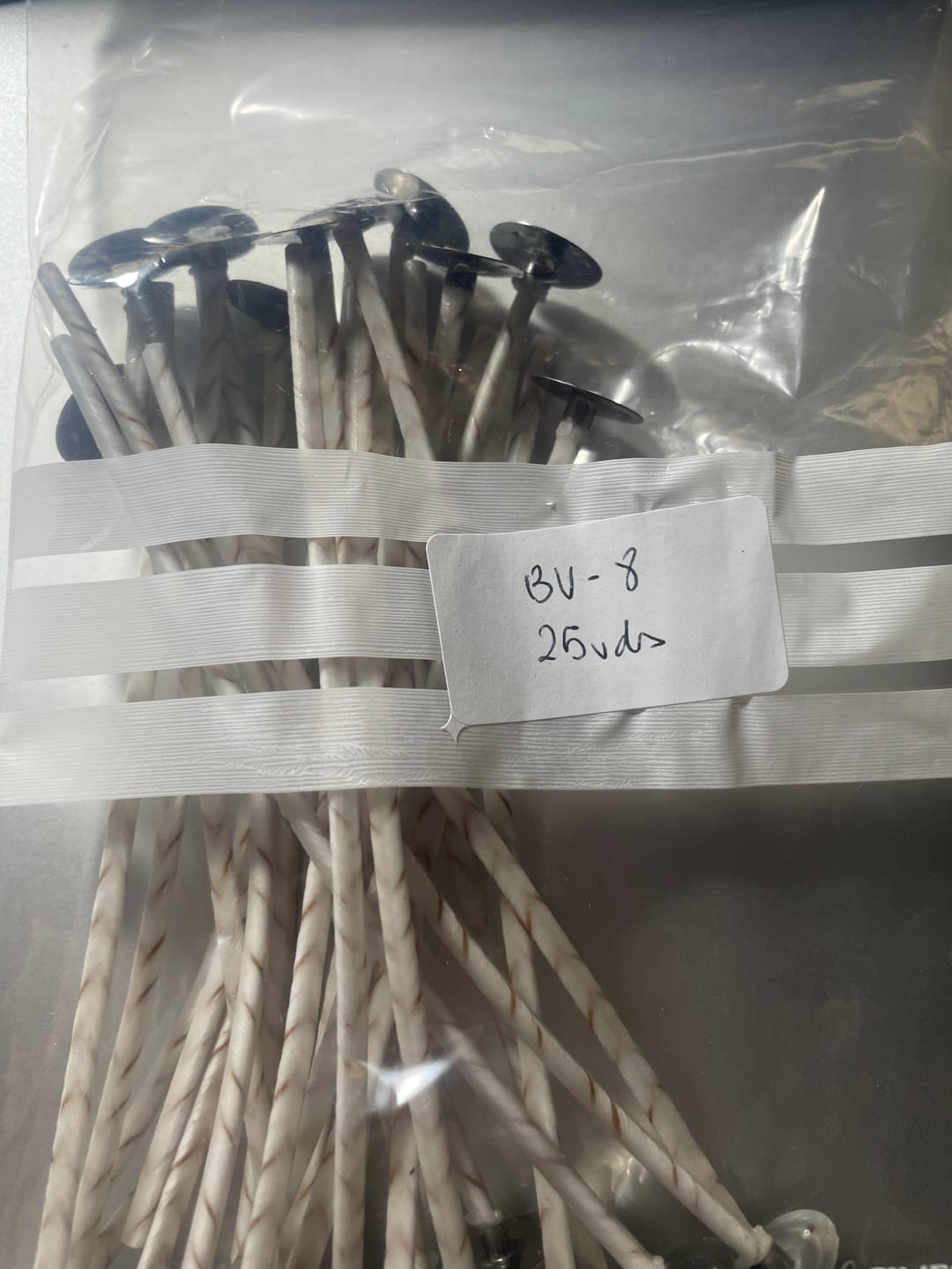 Customer photo review of MECHAS PARA VELAS ENCERADAS Y CORTADAS A MEDIDA