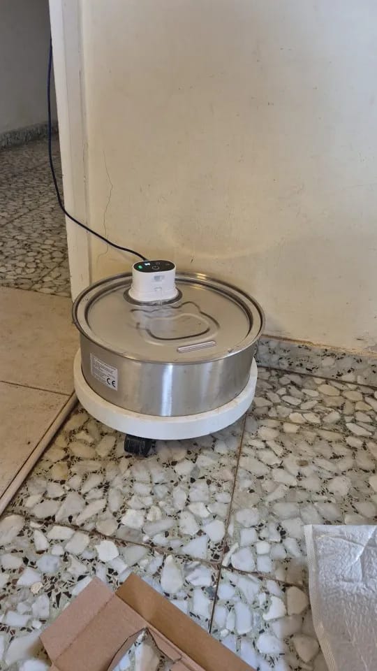 Customer photo review of 8L Wireless Whisker Co Drinking Fountain