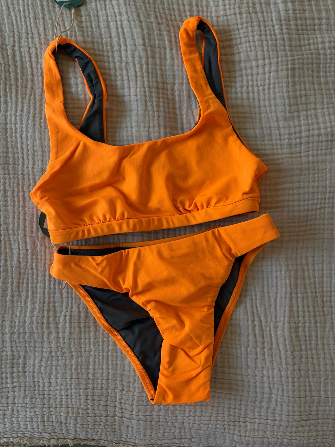 Customer photo review of CALI BOTTOM - Sunshine