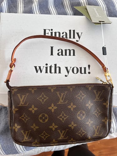 Customer photo review of Accessories Pochette