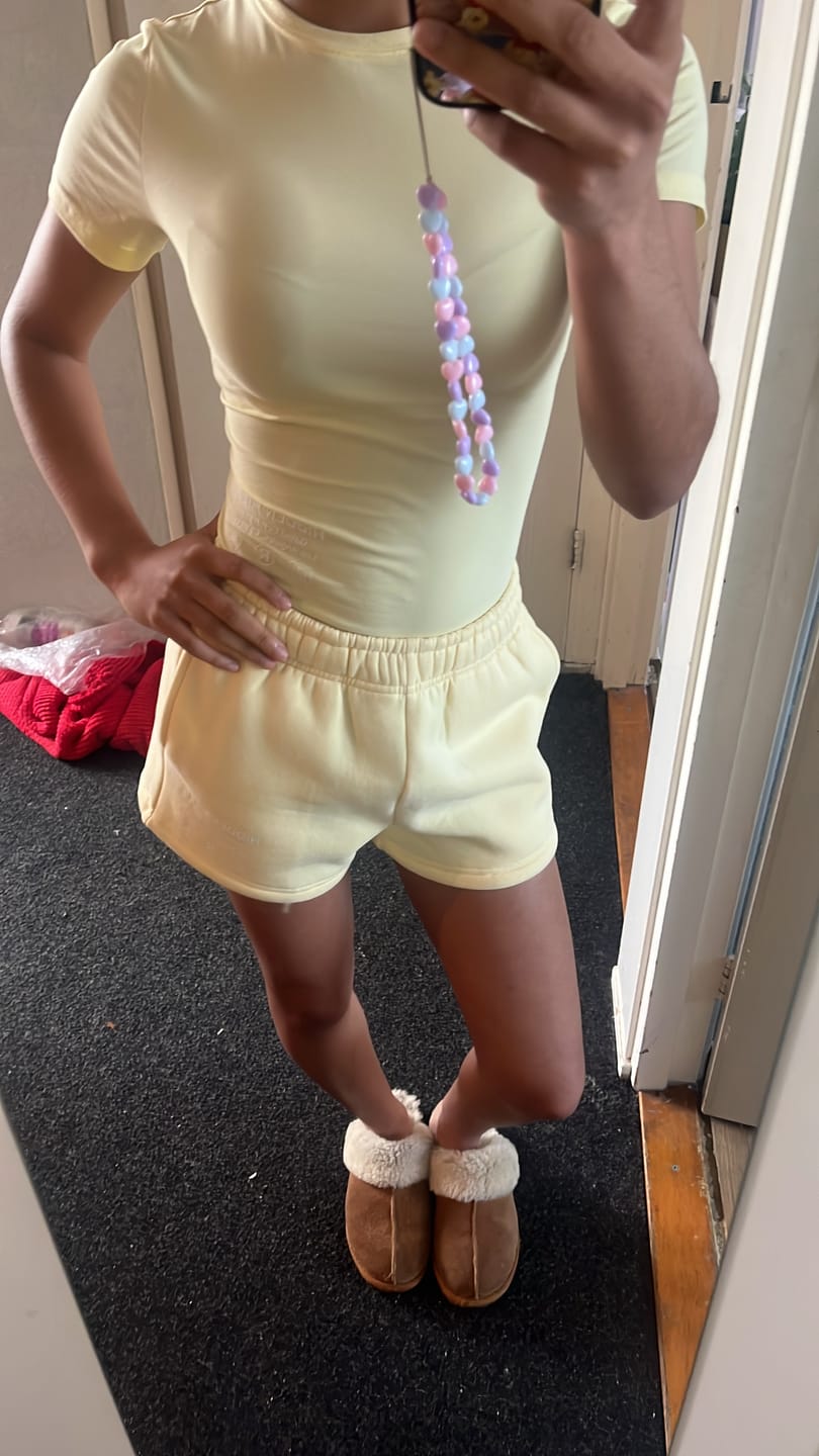 Customer photo review of LABEL SHORTS BUTTER YELLOW