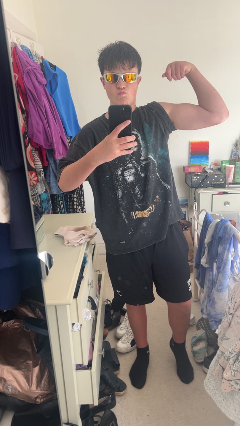 Customer photo review of 4244 - Batman Character Tees