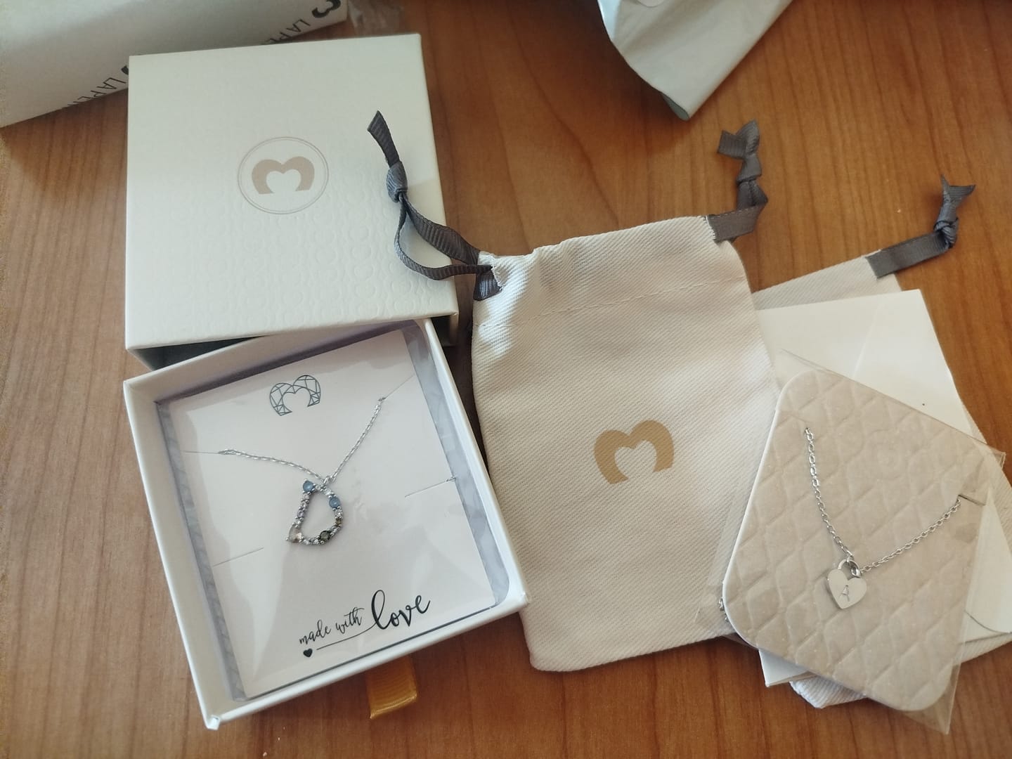 Customer photo review of Bolsita Regalo Sweet Beige