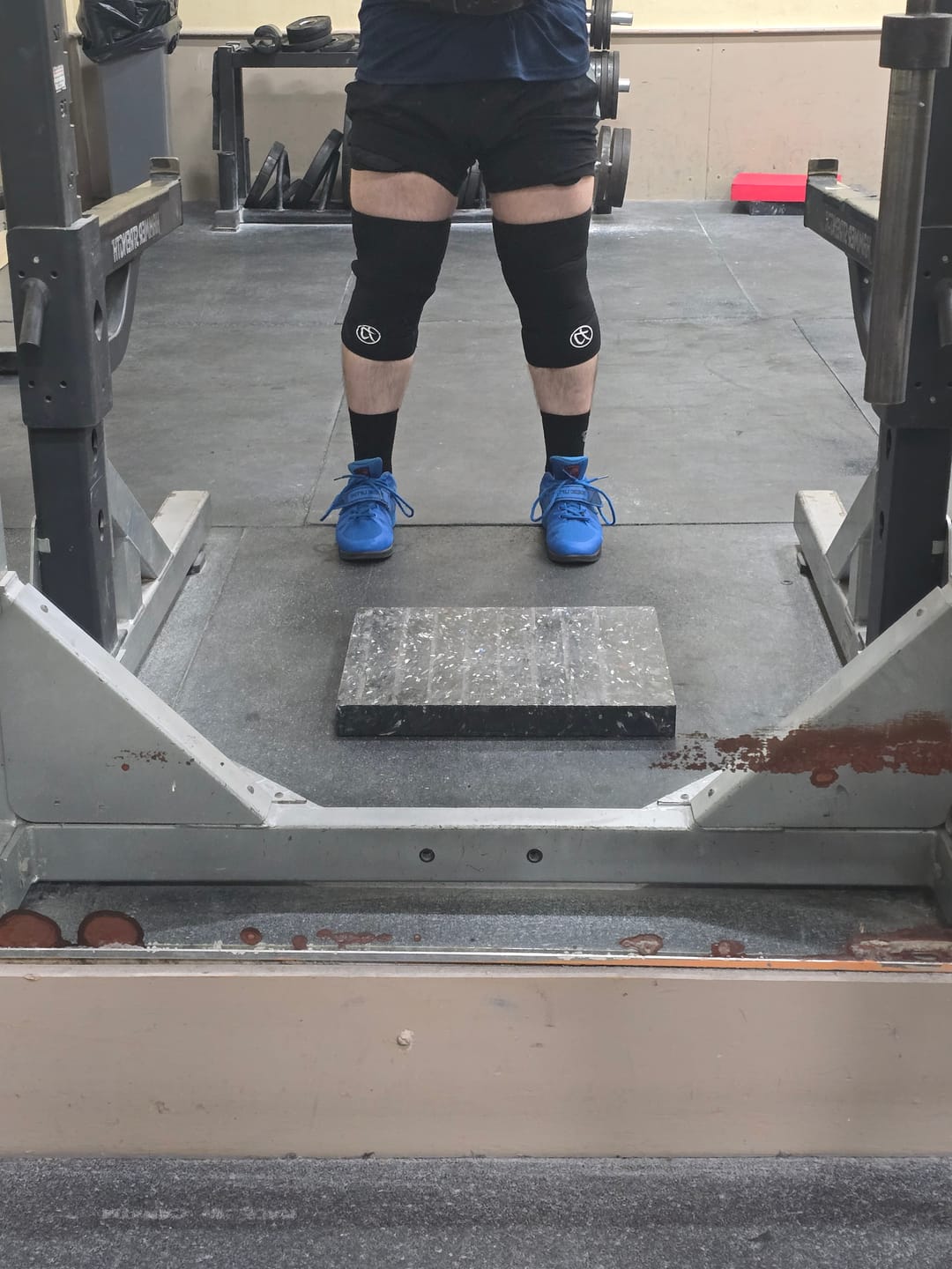 Customer photo review of 7MM Inferno Knee Sleeves - Black