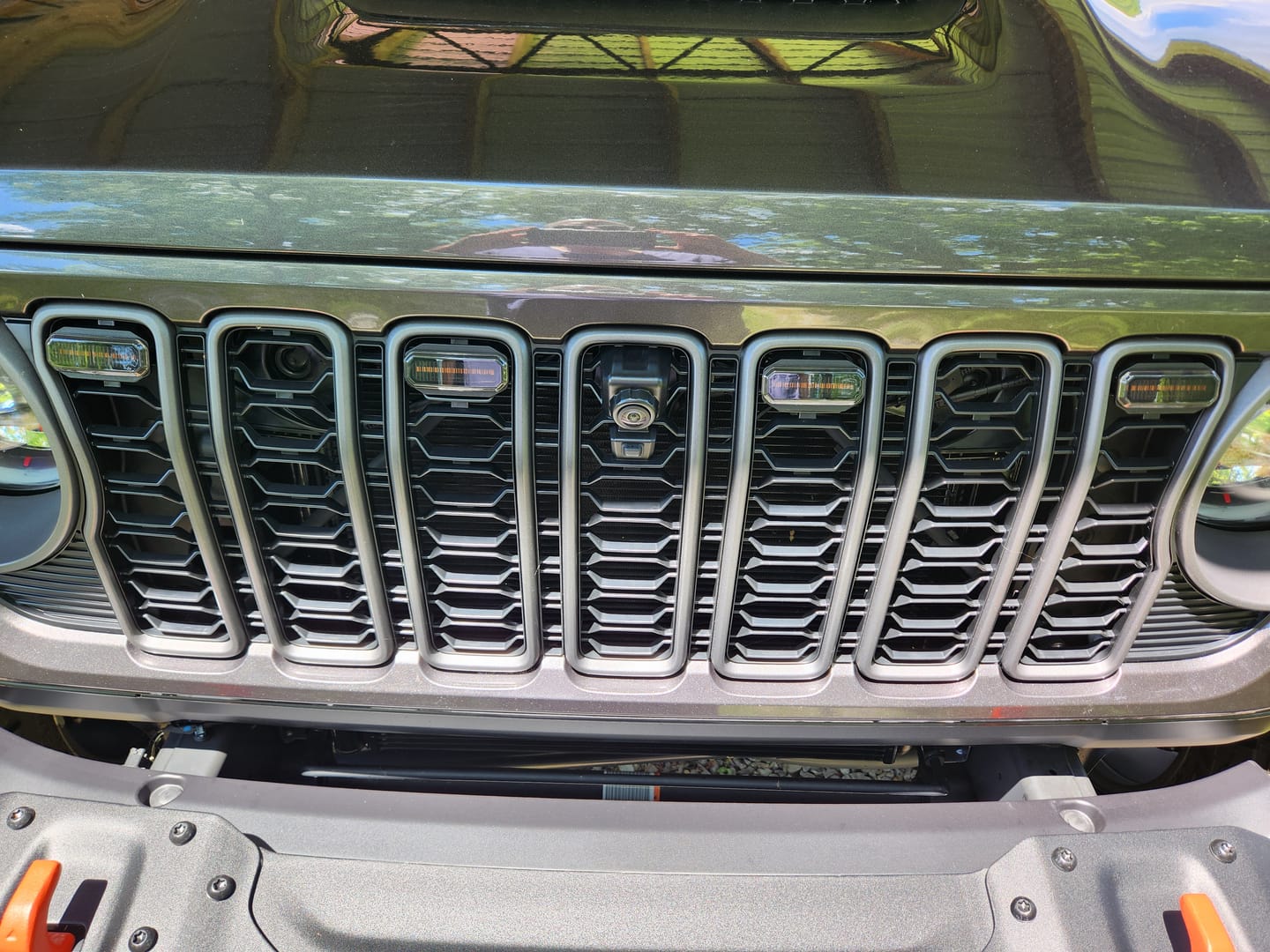 Customer photo review of Prerunner Amber/RGB Grille Lights for 24-25 JL JT Grille