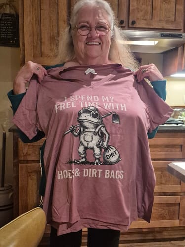 Customer photo review of Hoes & Dirt Bags V-Neck