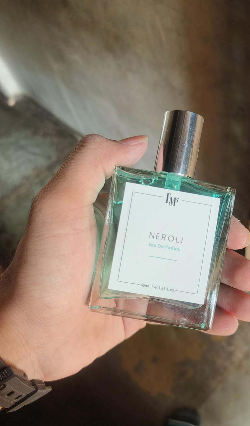 Customer photo review of Neroli | Eau De Parfum