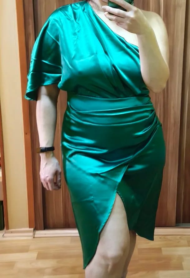 Customer photo review of Celeste Backless Tie-Front Cami Dress