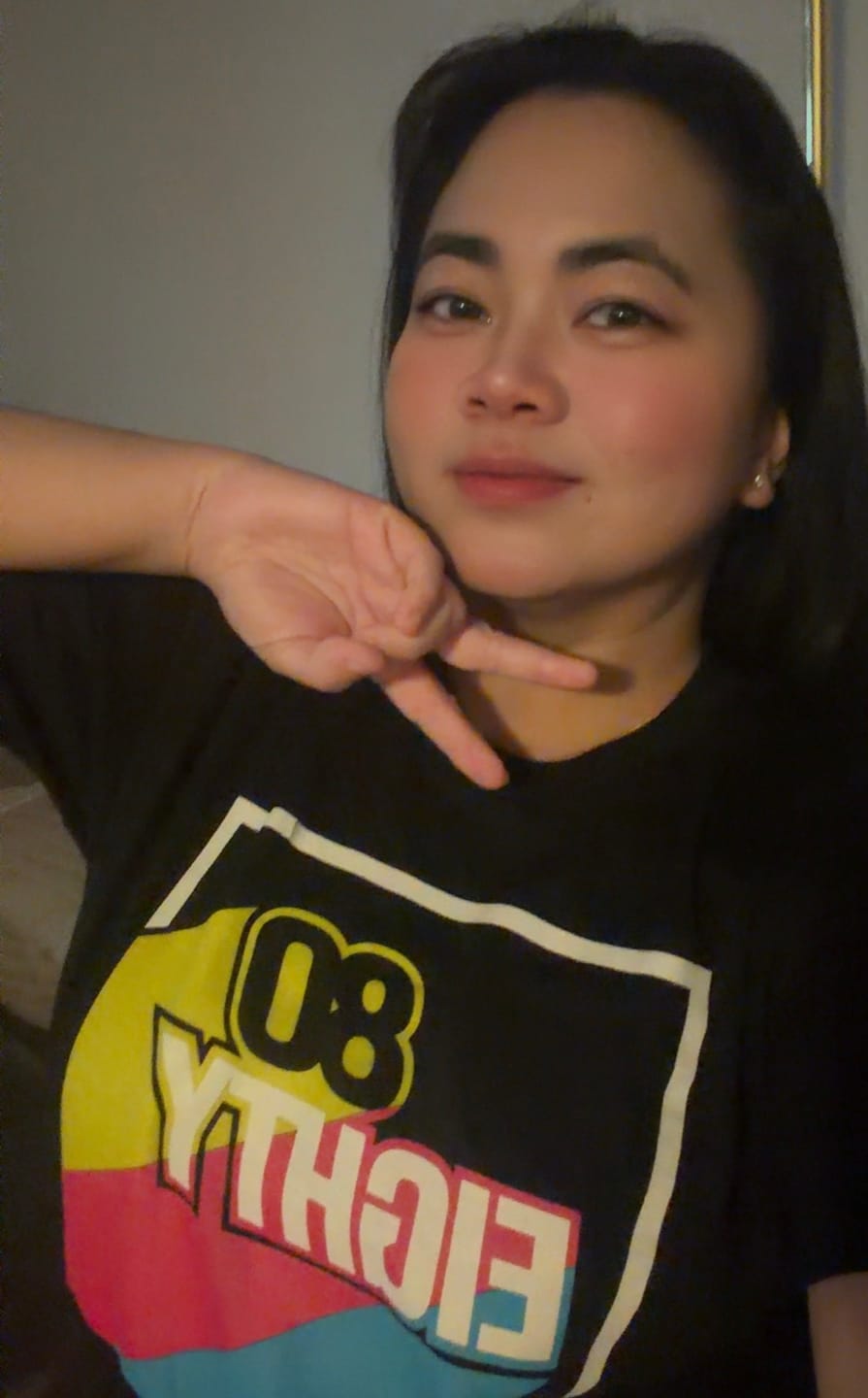 Customer photo review of 80Eighty® Mystery Shirt