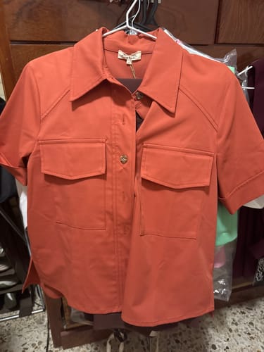 Customer photo review of Dakota Cargo Blusa