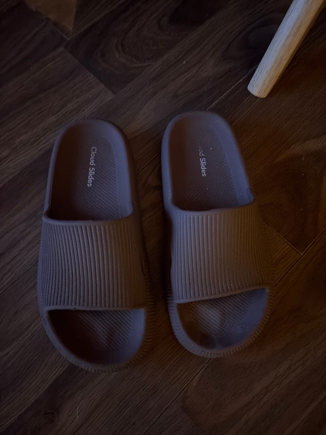 Customer photo review of Cloud Slides - Original Cushion Comfort